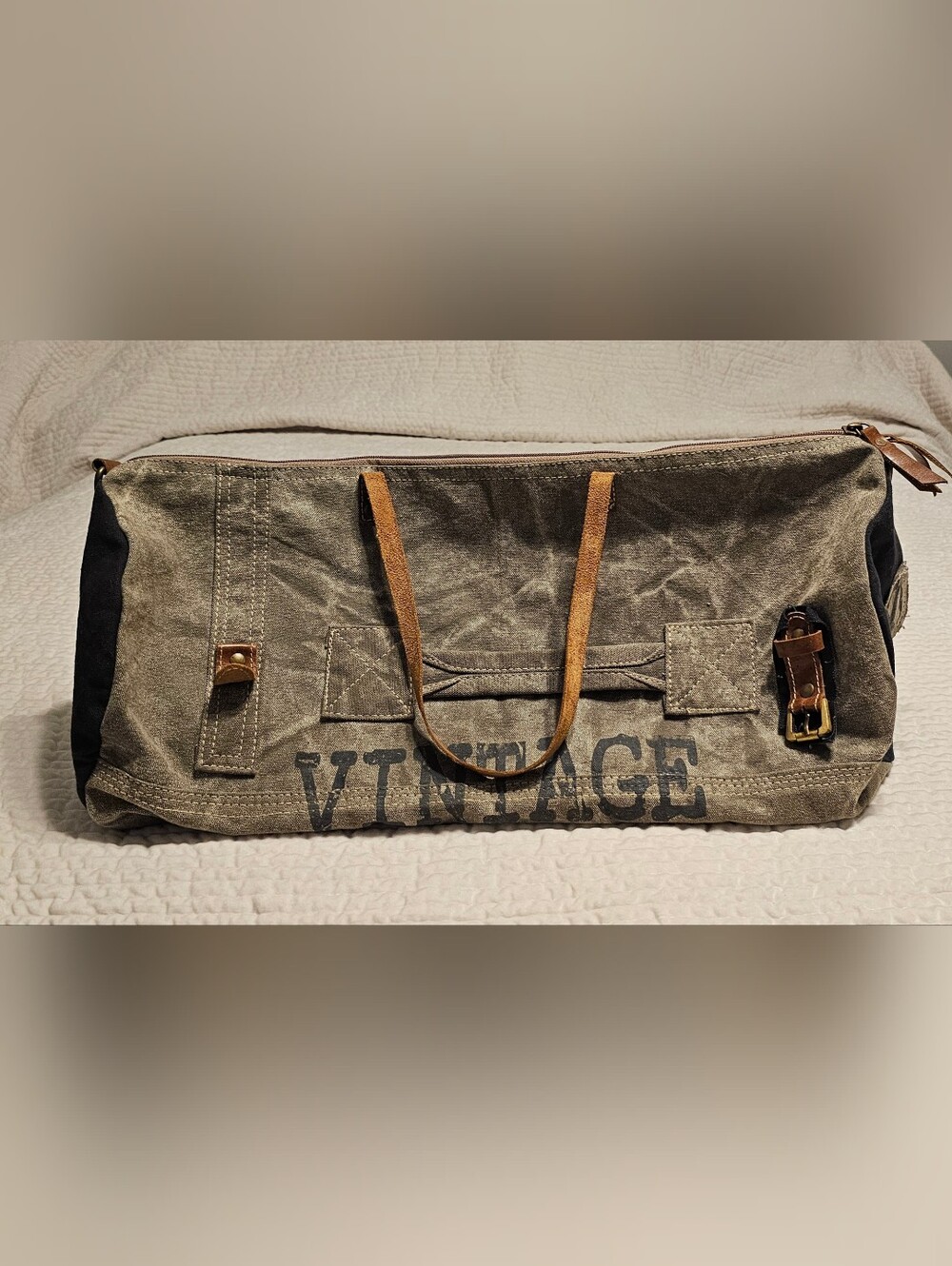 Bhrayna Weekender Bag